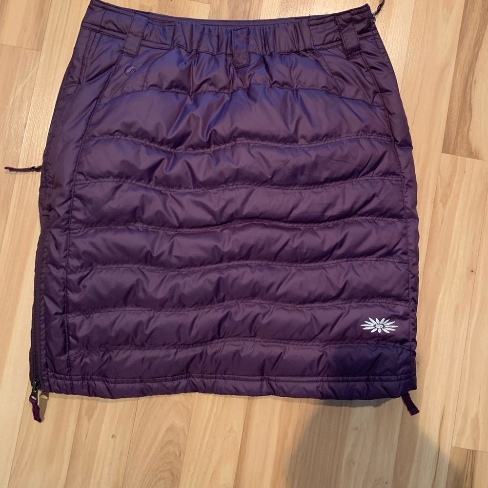 Skhoop like new outdoor skirt